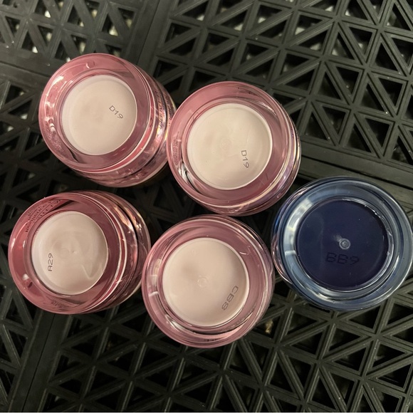 Estee Lauder Resilience Multi-Effect Face Cream and night cream Set - Picture 6 of 6